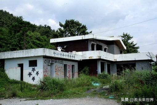 韩国三大恐怖凶宅之一：滨海餐厅“超自然震动”，夫妇吓到移民